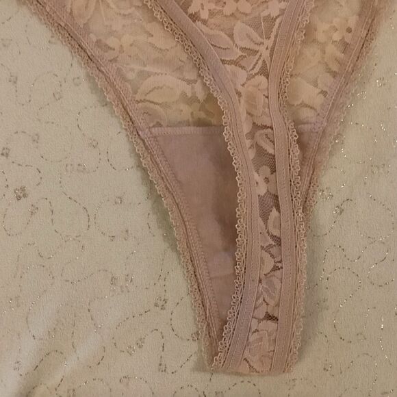 NWT. INC Intern’l Concepts, a Macy’s Brand Set of 3 Lacy Thong Panties Size XL - Picture 8 of 9